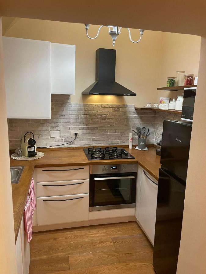 Il Nido Del Borgo Lägenhet Genua Exteriör bild